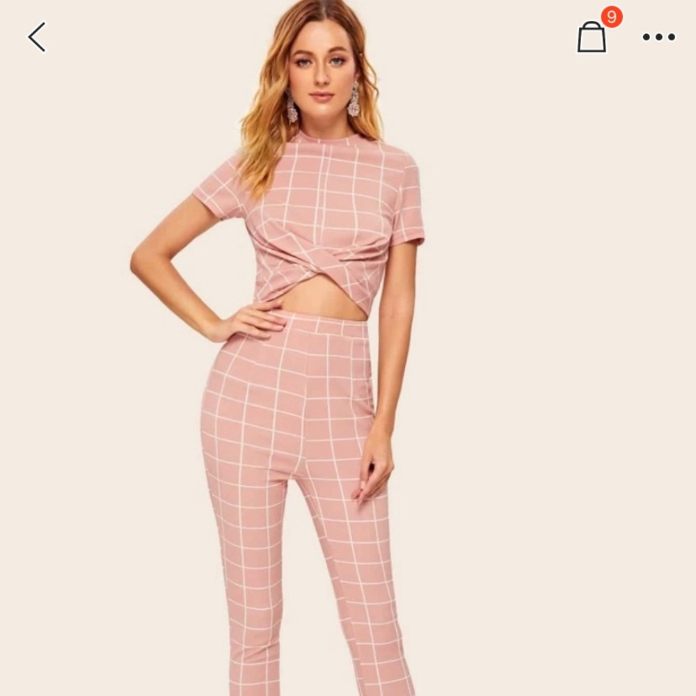 SHEIN 
Grid twist front top & skinny pants set